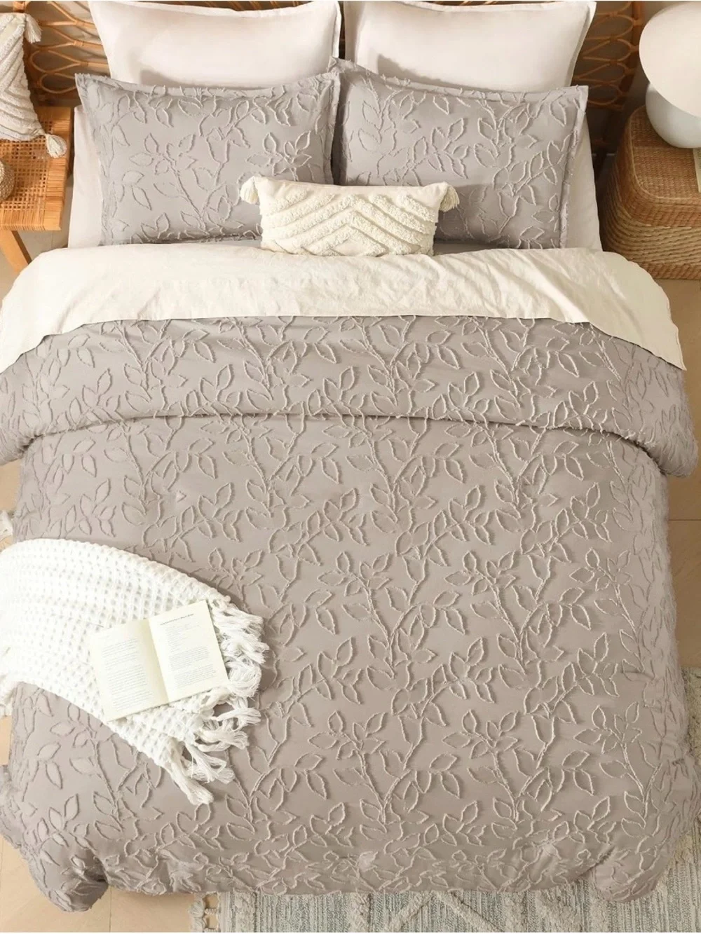 Textured Leaf-Pattern 3 piece king Comforter Set in Taupe